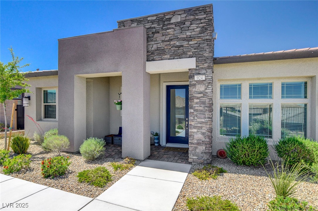 924 Allister Fields Lane