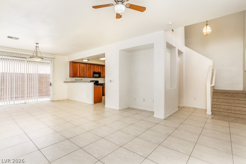 1236 La Ballena Trail
