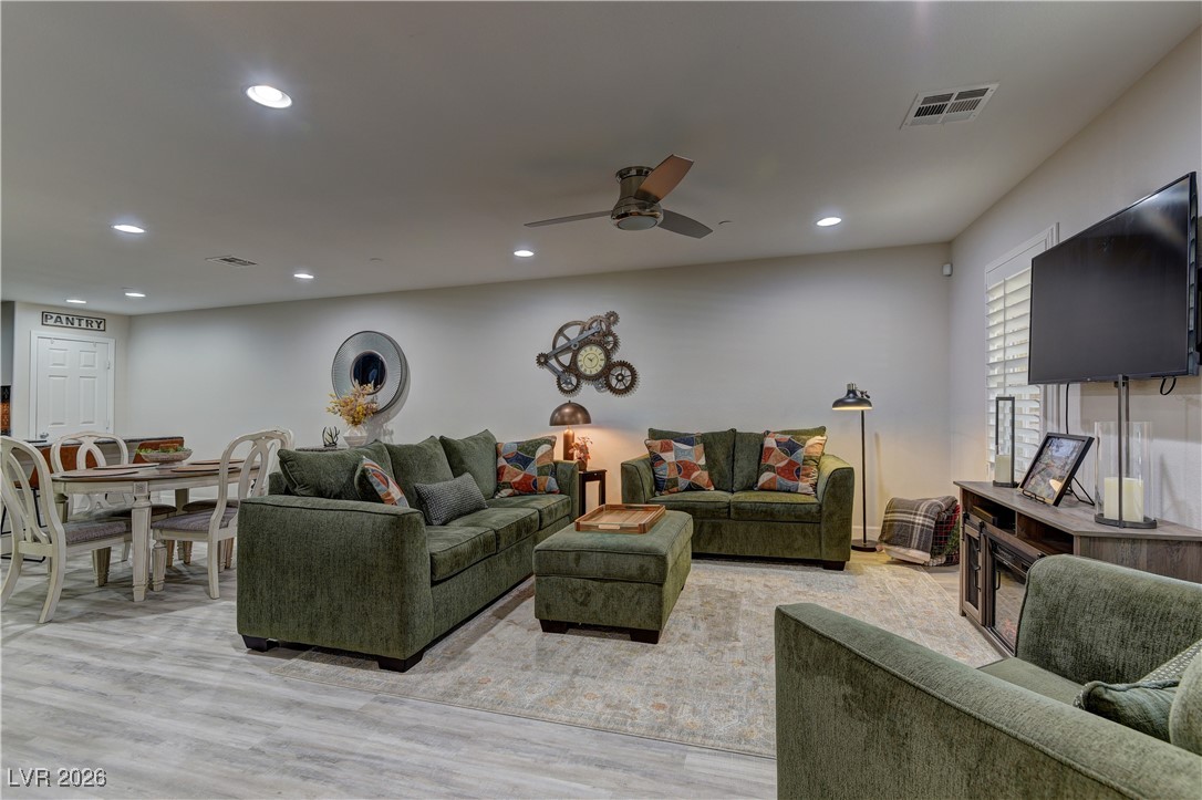 3073 Camino Sereno Avenue