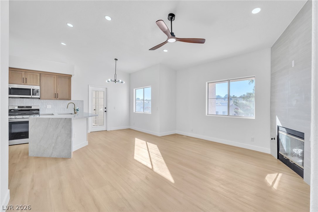 5225 W Reno Avenue 210