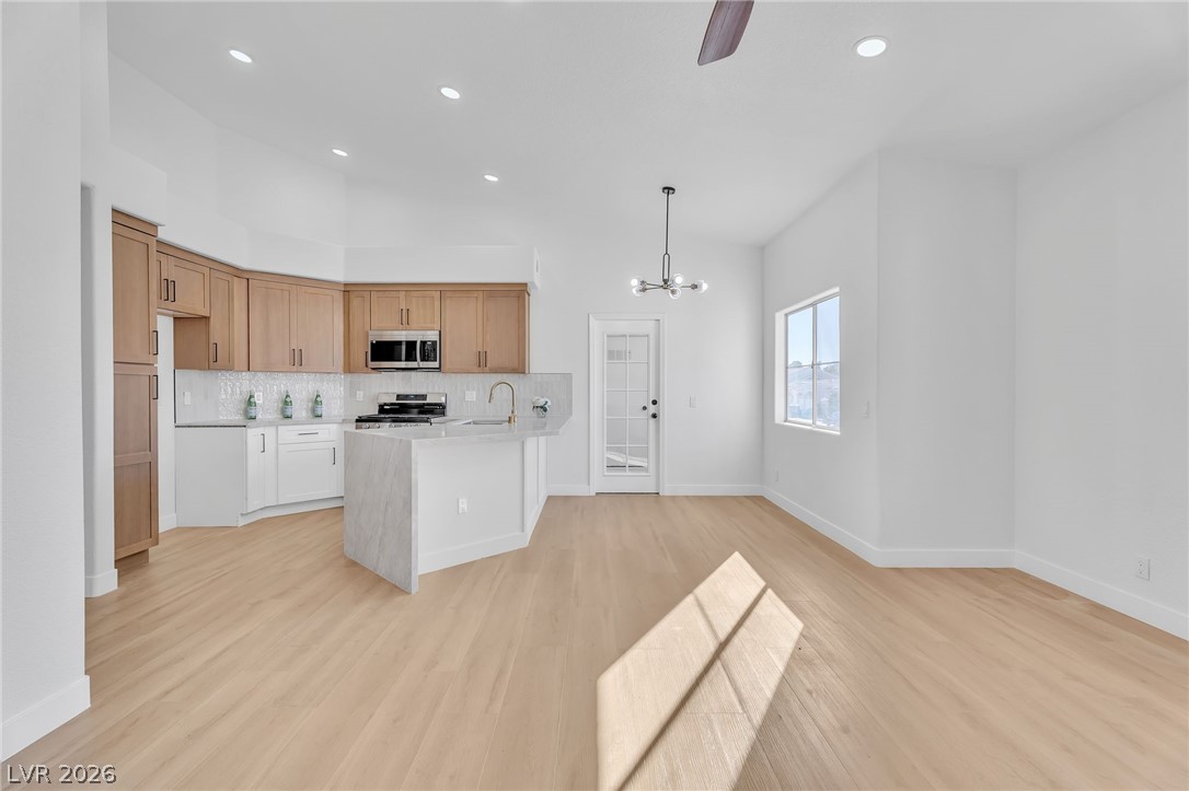 5225 W Reno Avenue 210