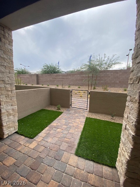 600 N Carriage Hill Drive 1002