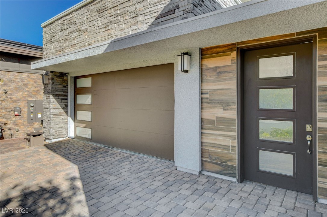 6184 Willow Rock Street