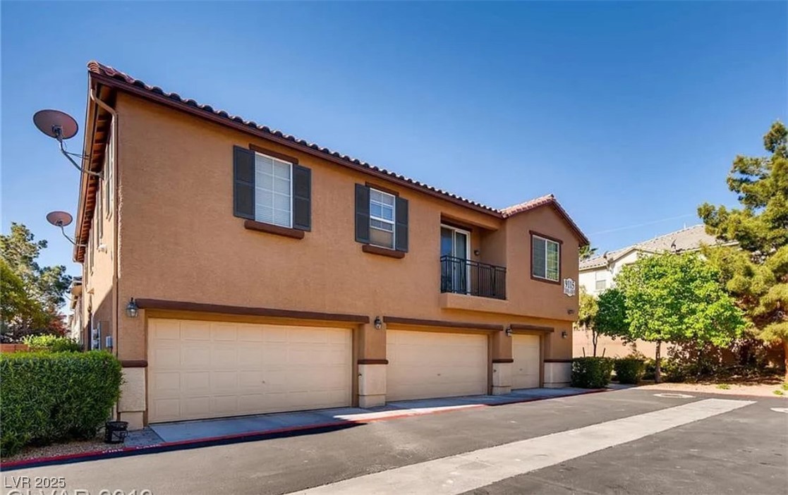 9115 Canoga Canyon Court 102