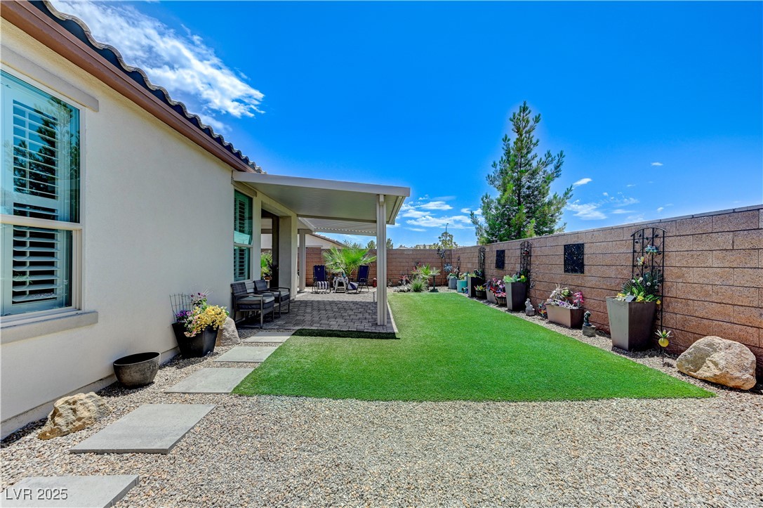 Properties 4 3605 Greenbriar Bluff Avenue