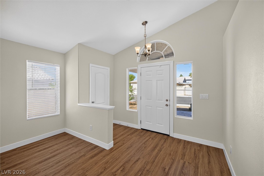 5916 Ivy Trellis Street