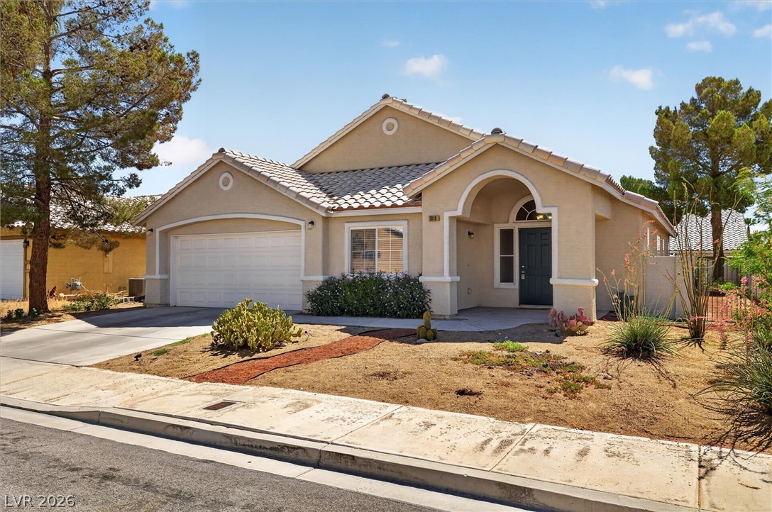 5916 Ivy Trellis Street