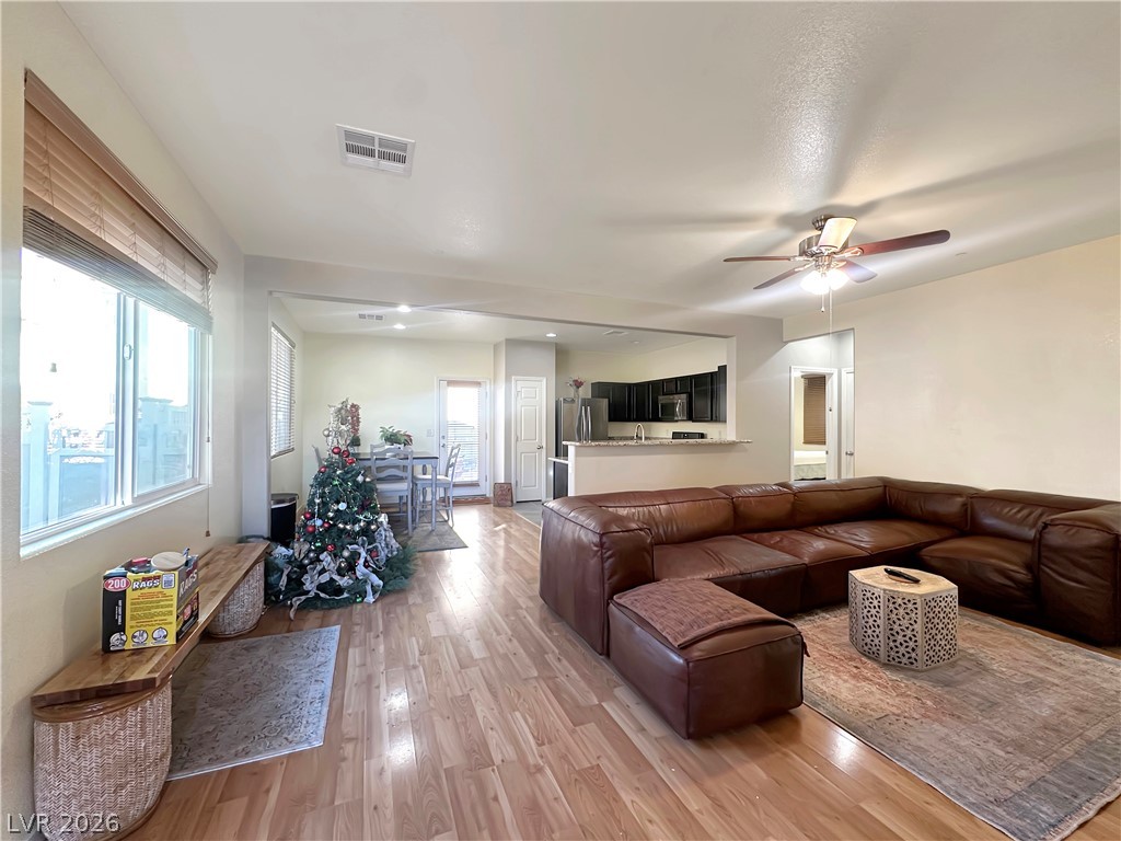 976 Aspen Cliff Drive