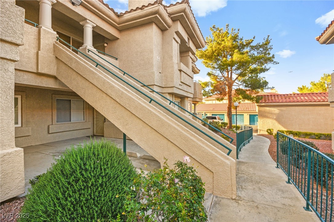 354 Sunward Drive, Henderson, Nevada image 7