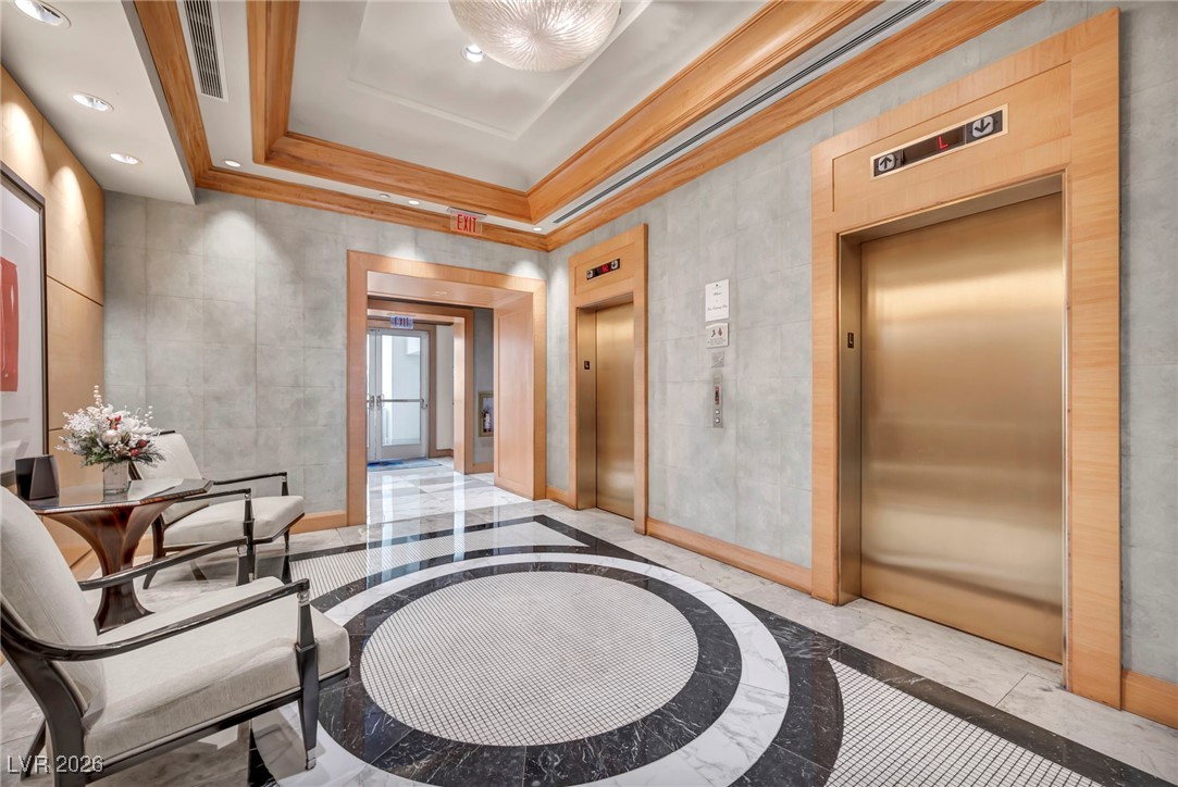 2777 Paradise Road 2304