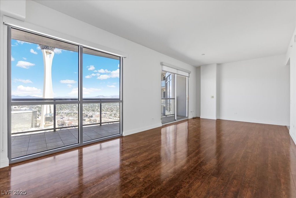 200 W Sahara Avenue 3312