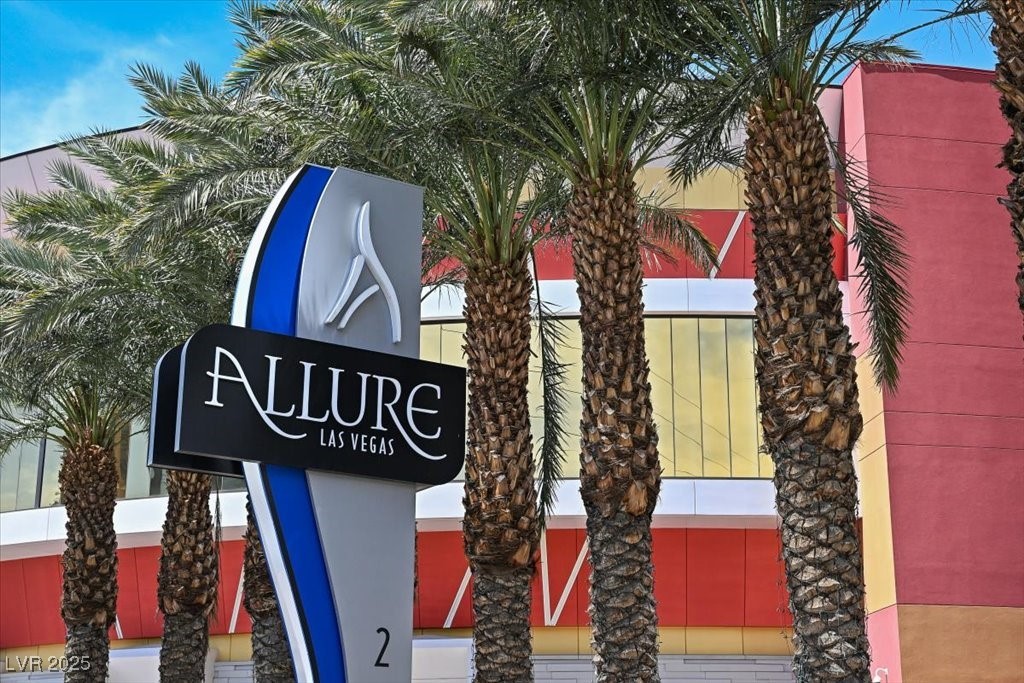 200 W Sahara Avenue 3312