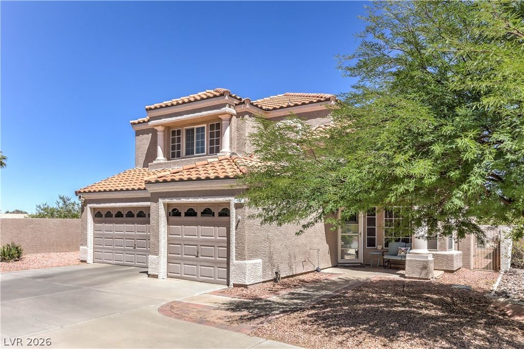 Photo of 74 Desert Rain Court, Henderson, NV 89074 (MLS # 2776149)