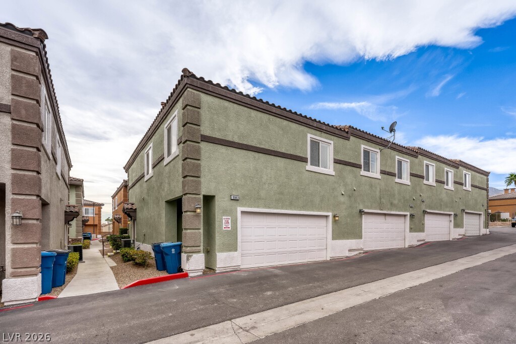 10443 Alpine Edge Avenue