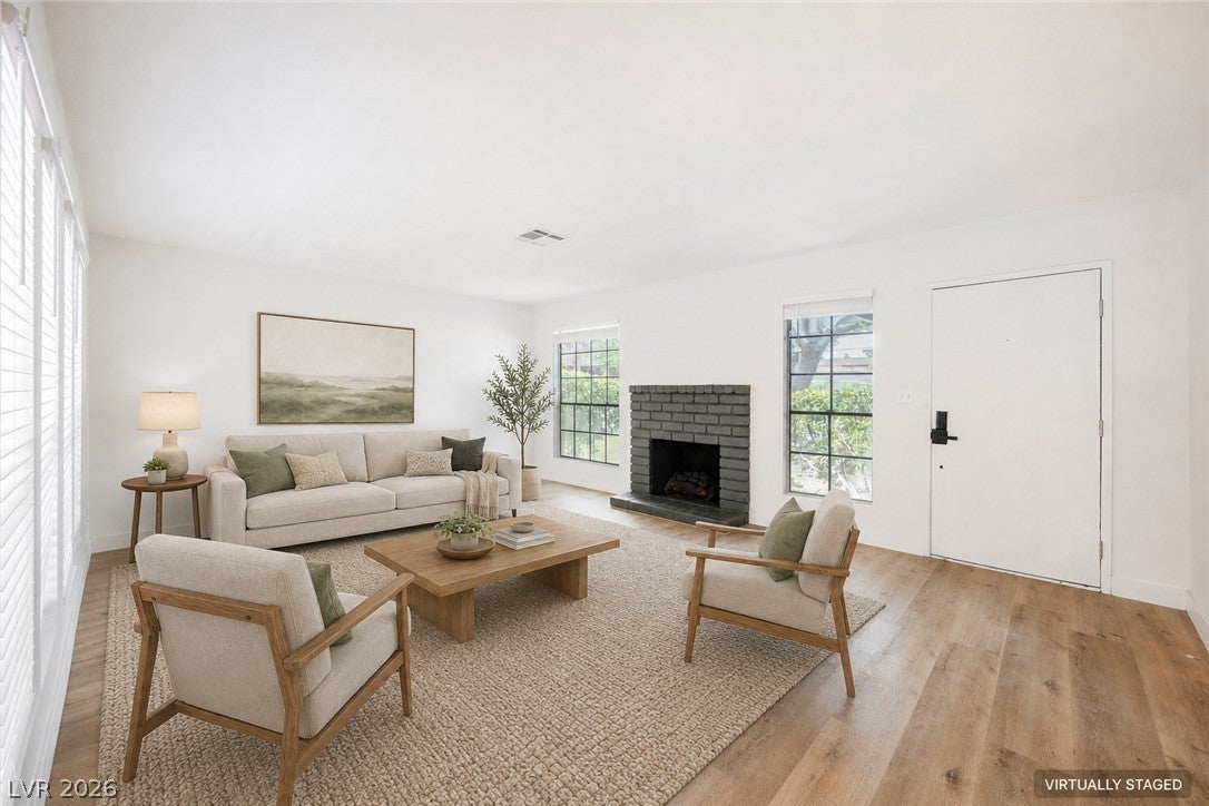 501 Buttonwood Lane