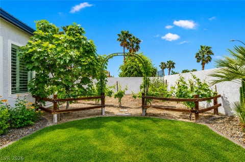 Tiny photo for 1516 Castle Wall Street, Las Vegas, NV 89117 (MLS # 2794668)