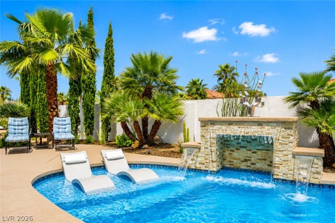 Tiny photo for 1516 Castle Wall Street, Las Vegas, NV 89117 (MLS # 2794668)