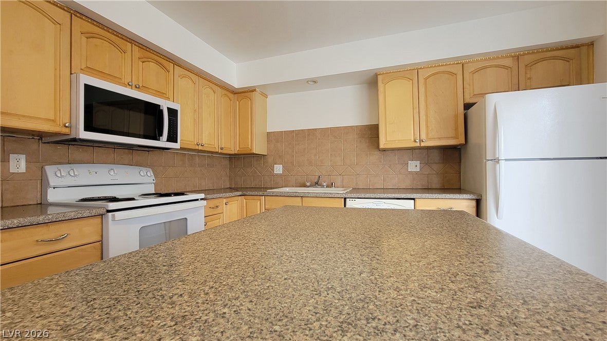 638 Brookway Lane