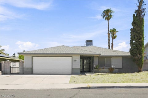 Homes For Sale - 7717 Aplin Avenue<br/> Clark County, Las Vegas, NV 89145