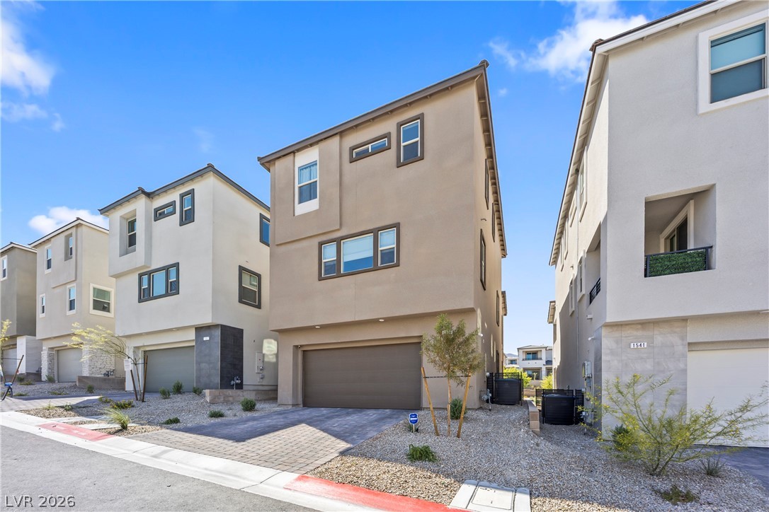 1537 Little Penguin Street