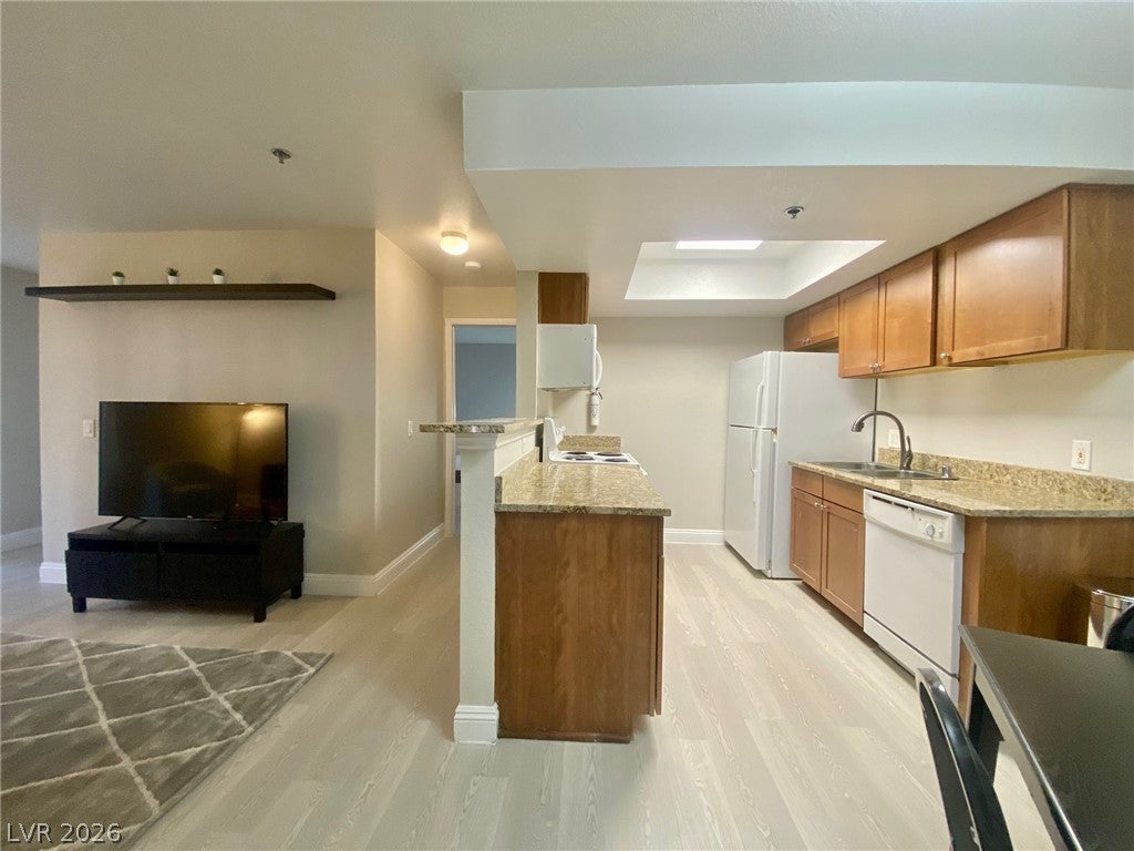 4200 S Valley View Boulevard 2100