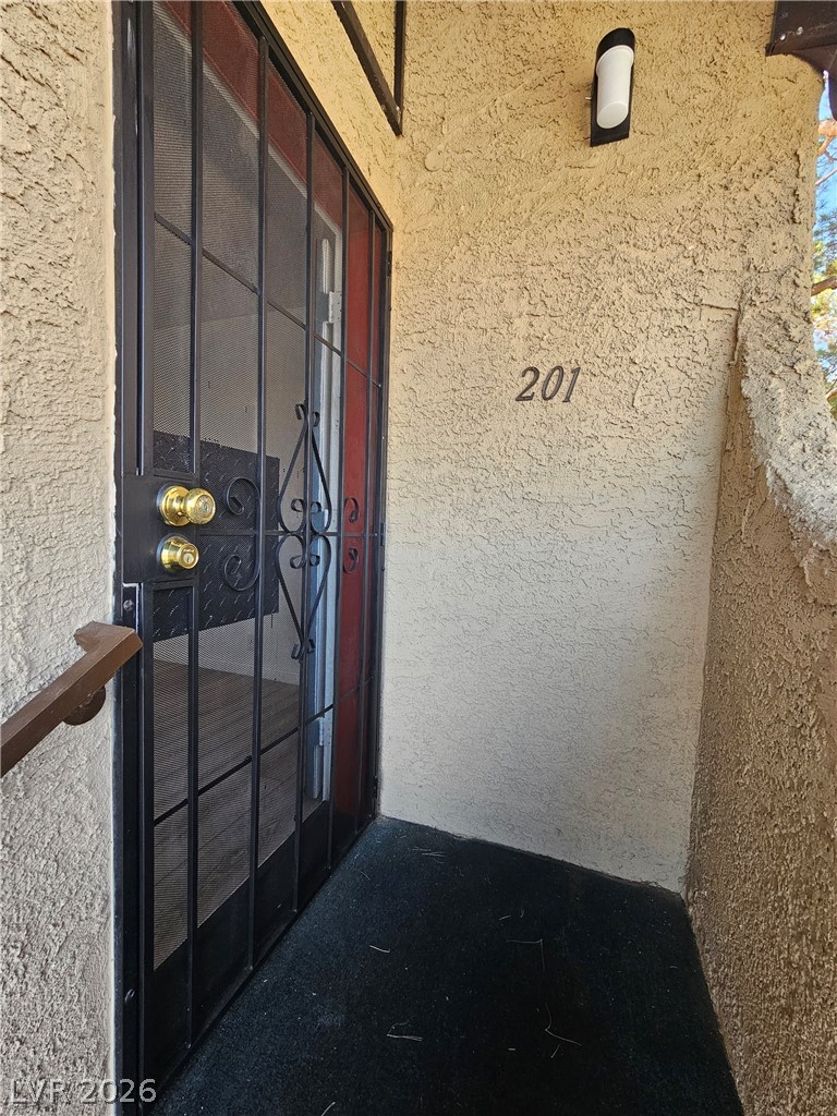 5121 Pioneer Avenue 201