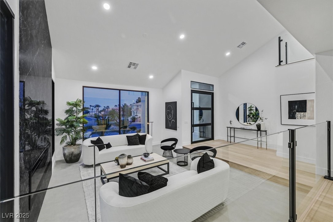 Properties 2 8717 Kingship Court