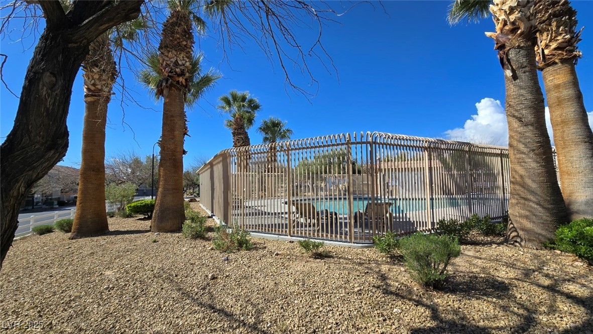 Las Vegas, Nevada 89178, United States, 3 Bedrooms Bedrooms, ,2 BathroomsBathrooms,Residential,Pending,100426