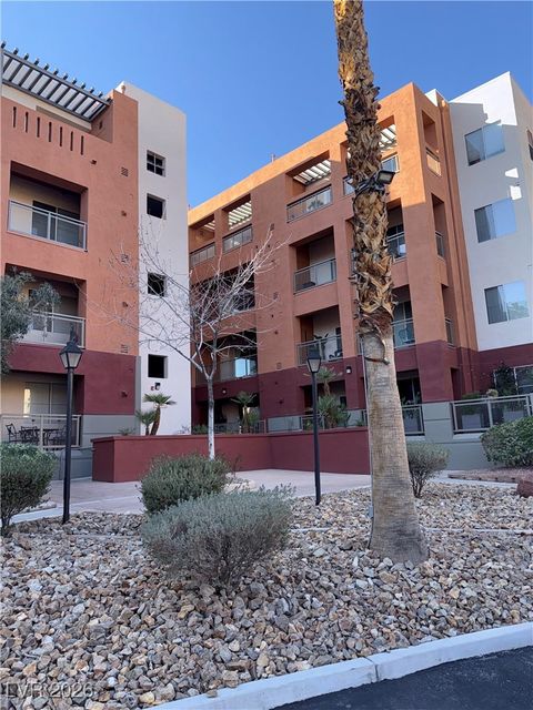Photo of 39 E Agate Avenue #304, Las Vegas, NV 89123 (MLS # 2752245)