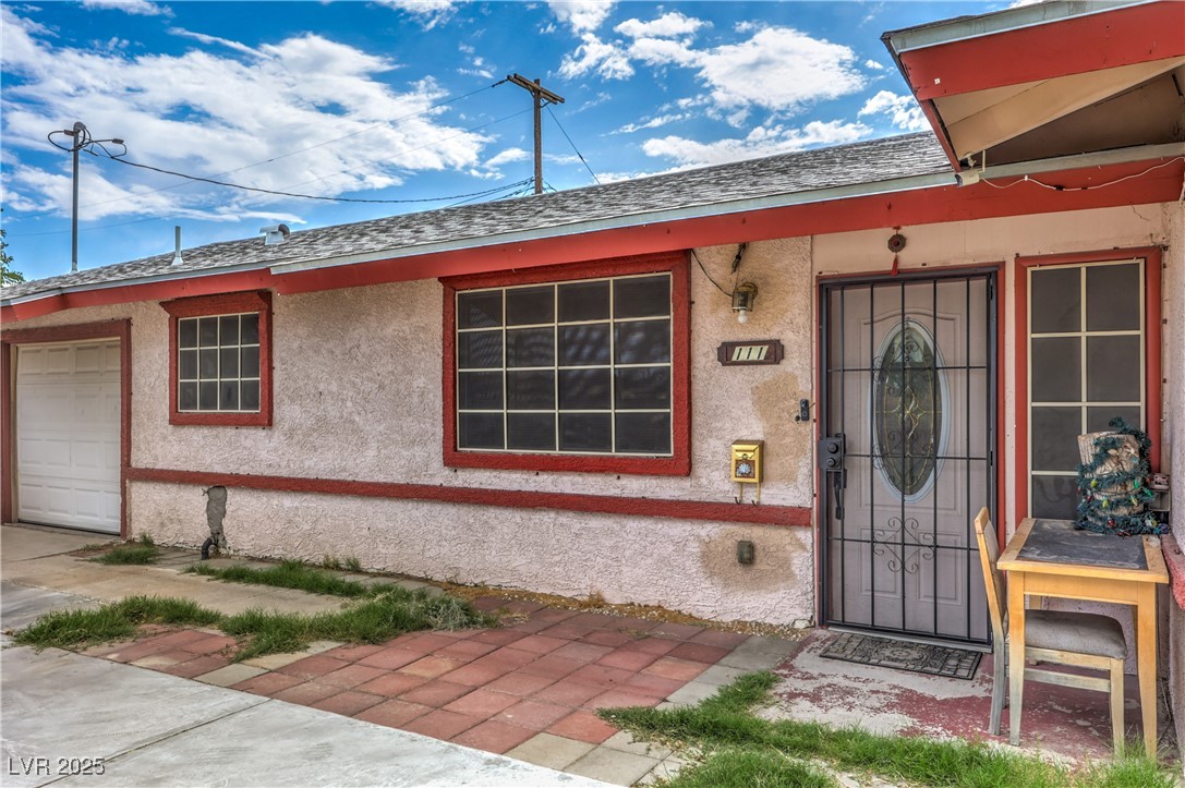 Properties 2 111 Narcissus Lane
