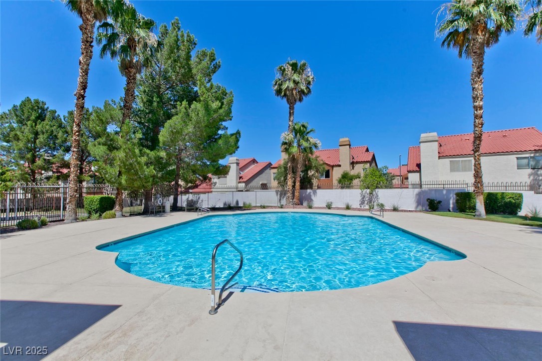 1663 Cloister Avenue, Henderson, Nevada image 34