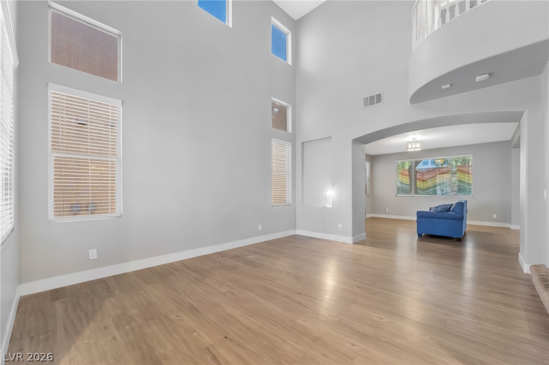 9921 Canyon Peak Drive