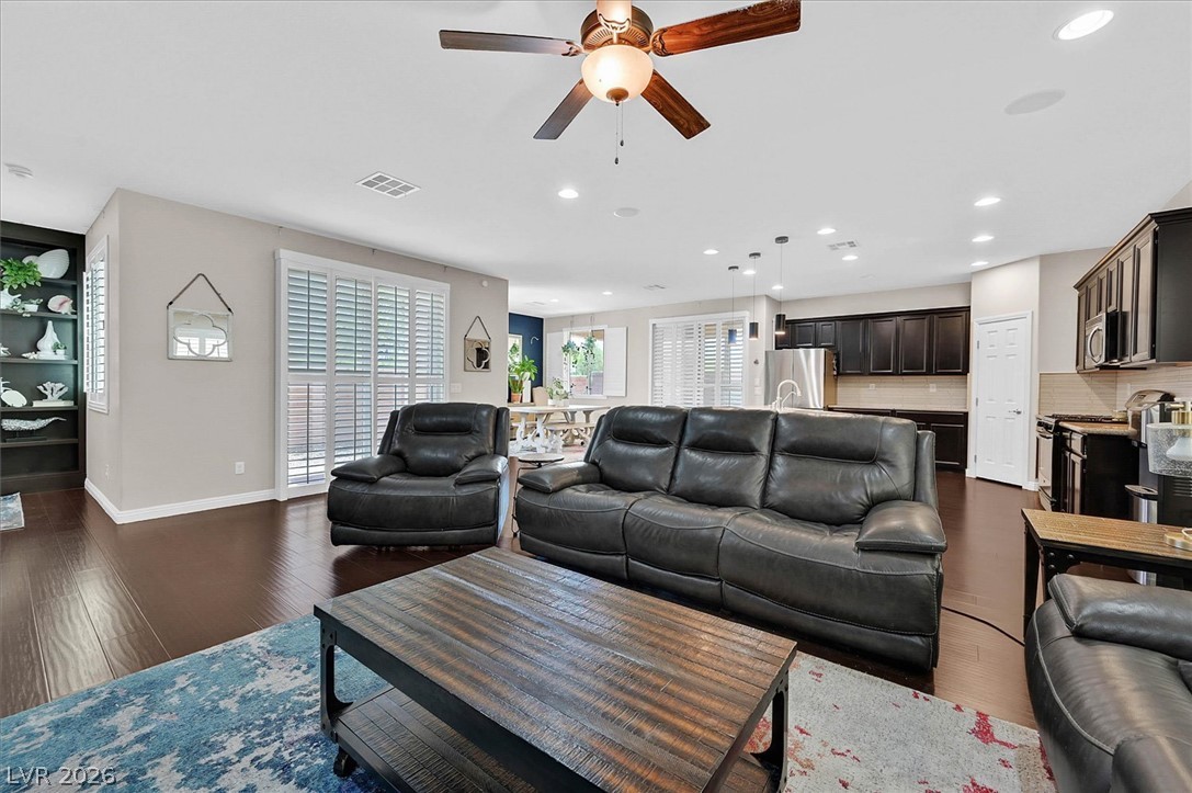 10095 Mallee Point Street