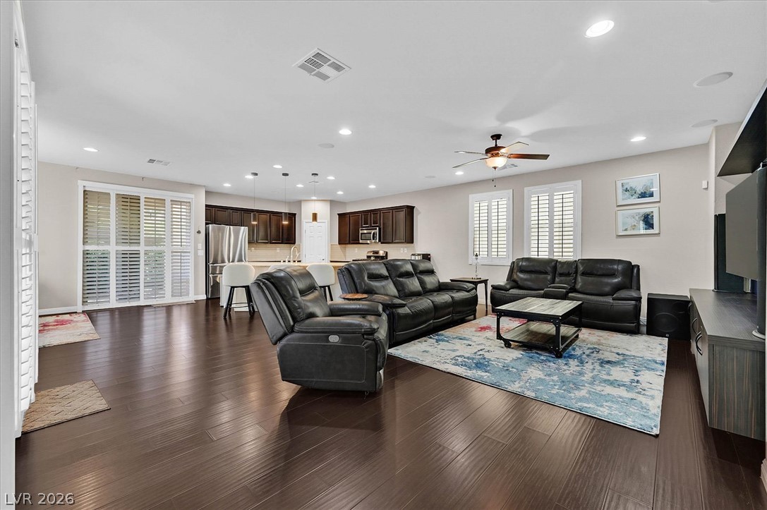 10095 Mallee Point Street