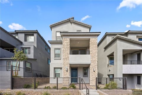 Photo of 11717 Stone Curlew Avenue, Las Vegas, NV 89138 (MLS # 2774319)