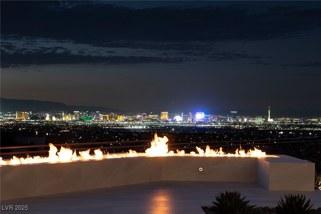 19 Boulderback Drive