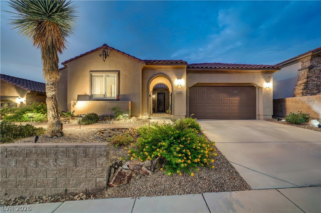 2586 Kinghorn Place