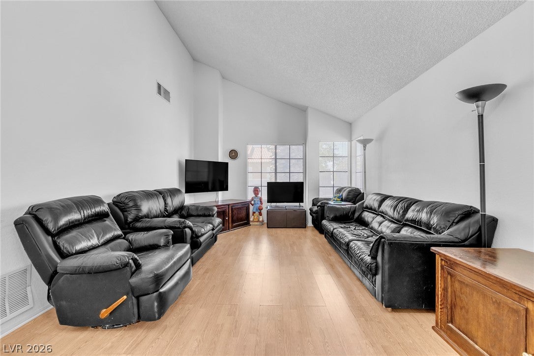318 Bradford Drive