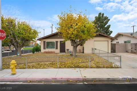 Photo of 2712 Willoughby Avenue, Las Vegas, NV 89101 (MLS # 2742815)