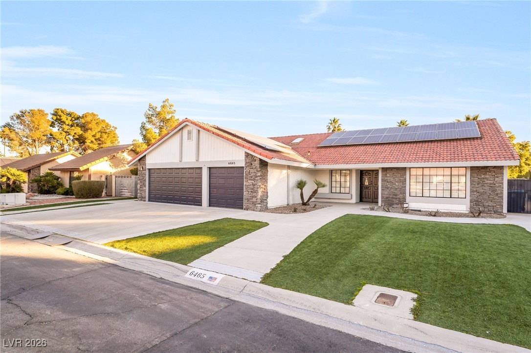 6465 Scotch Pine Circle