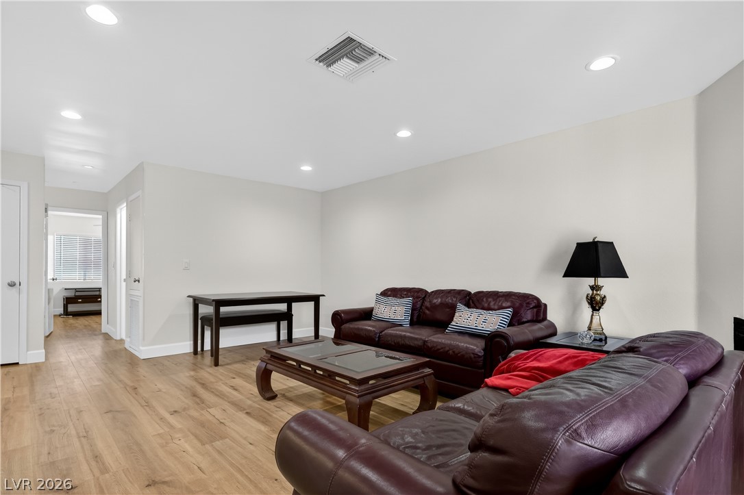 2193 Aspen Mirror Drive 102