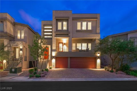 7085 Sunland Hills Avenue Las Vegas NV 89113