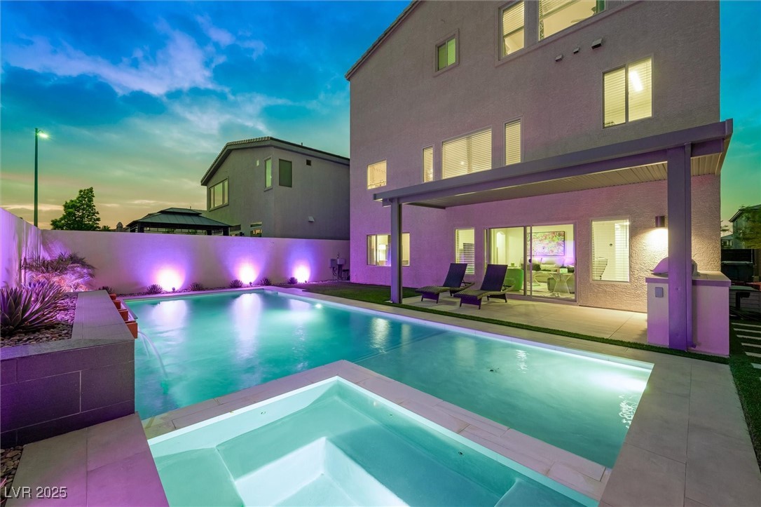 7085 Sunland Hills Avenue