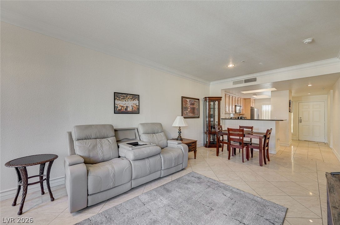 260 E Flamingo Road 304