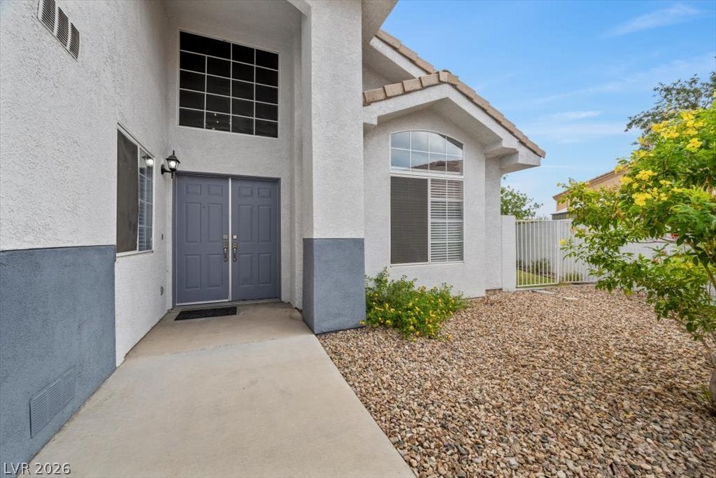 8205 Rocky Bluff Way