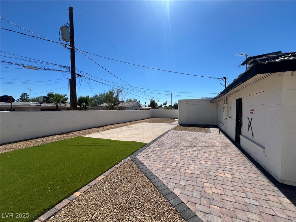 Las Vegas, Nevada 89104, United States, 4 Bedrooms Bedrooms, ,3 BathroomsBathrooms,Residential,Active,215759