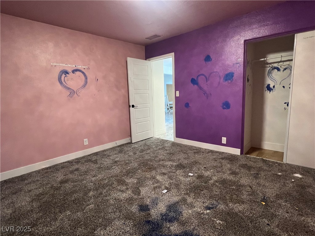 Las Vegas, Nevada 89104, United States, 4 Bedrooms Bedrooms, ,3 BathroomsBathrooms,Residential,Active,215759