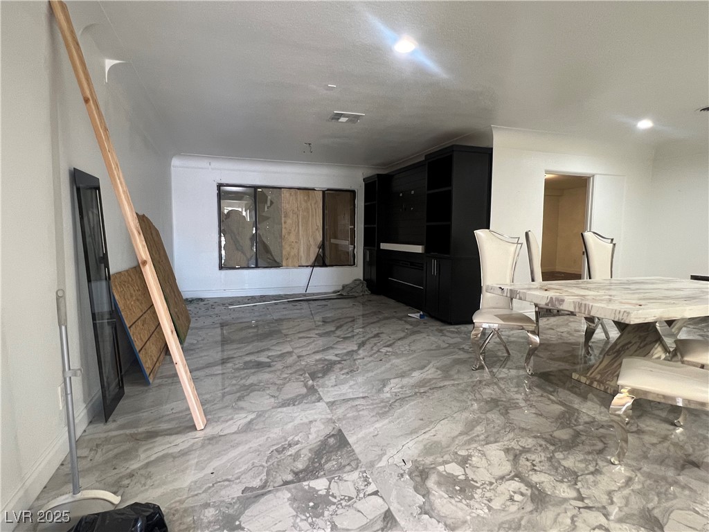 Las Vegas, Nevada 89104, United States, 4 Bedrooms Bedrooms, ,3 BathroomsBathrooms,Residential,Active,215759