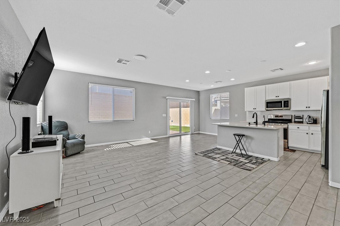 7037 Tilligerry Street