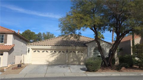 Photo of 6 Staghorn Street, Henderson, NV 89012 (MLS # 2768047)